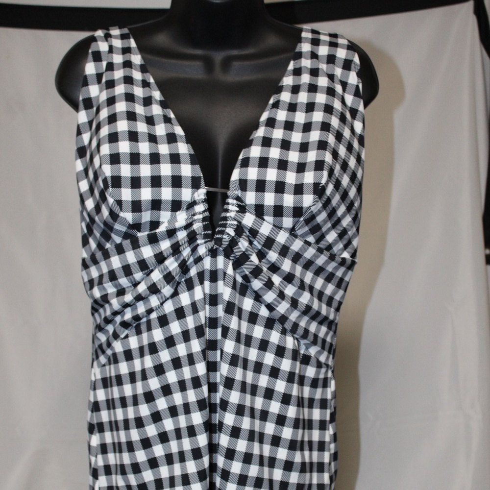 Adore Me Andria Contour Plus Checkered Swimsuit.  Sz. 4X